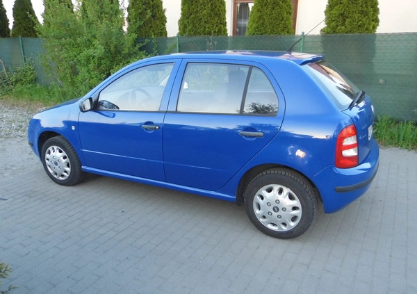 Skoda Fabia cena 4300 przebieg: 177000, rok produkcji 2003 z Wronki małe 232